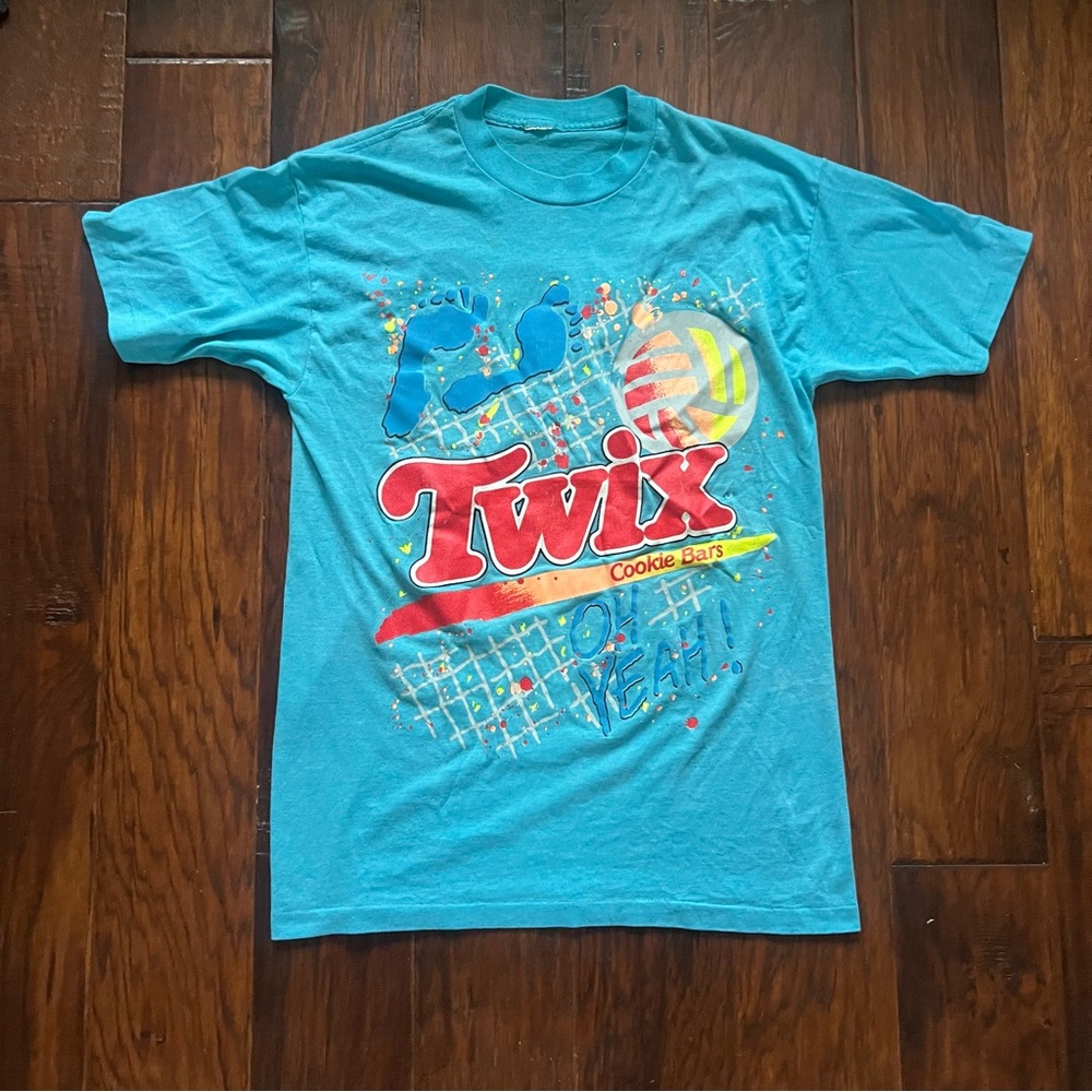 Twix Graphic T-Shirt in Blue